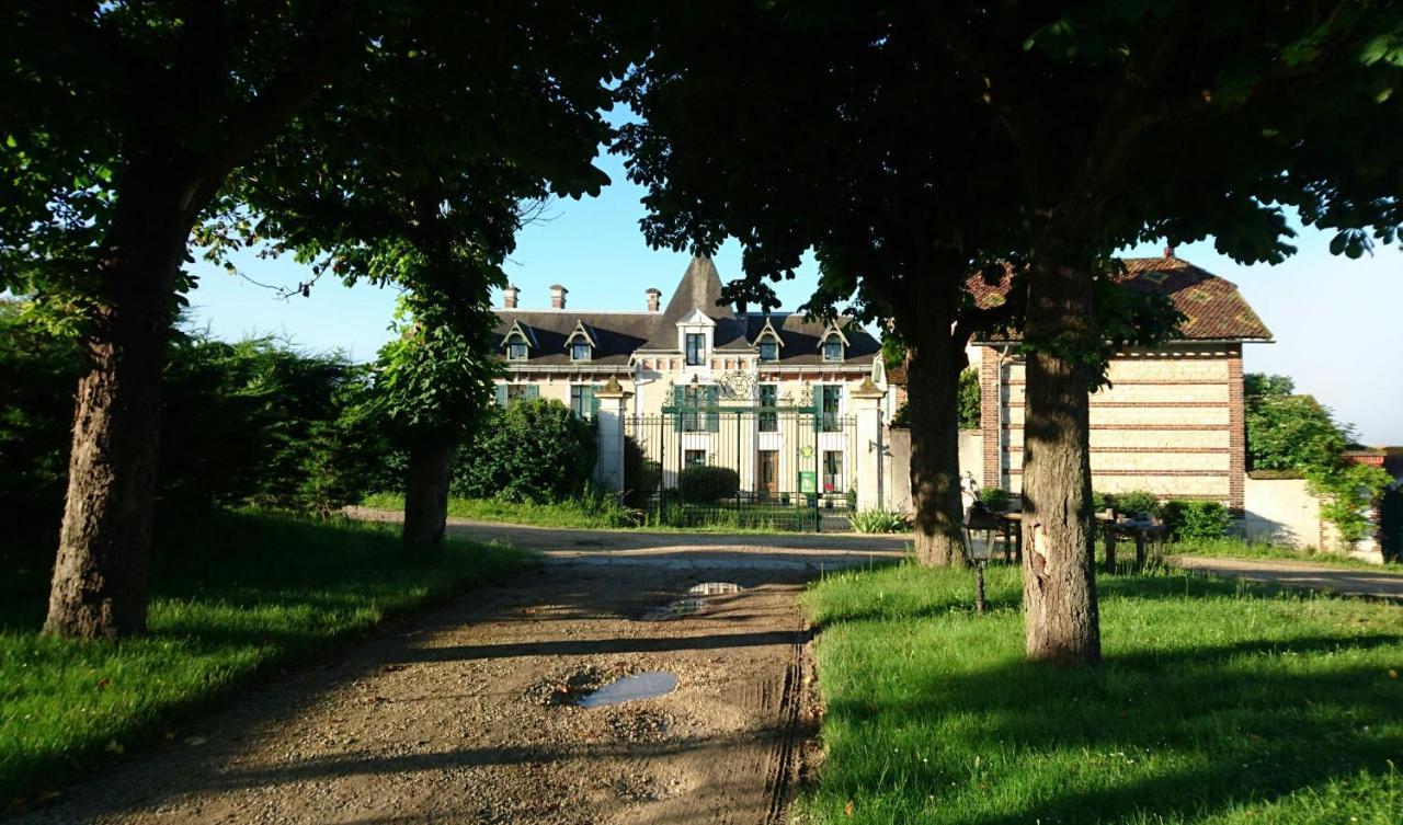 Chateau Le Barreau - Chambres D'Hotes Chemilly-sur-Yonne Ngoại thất bức ảnh