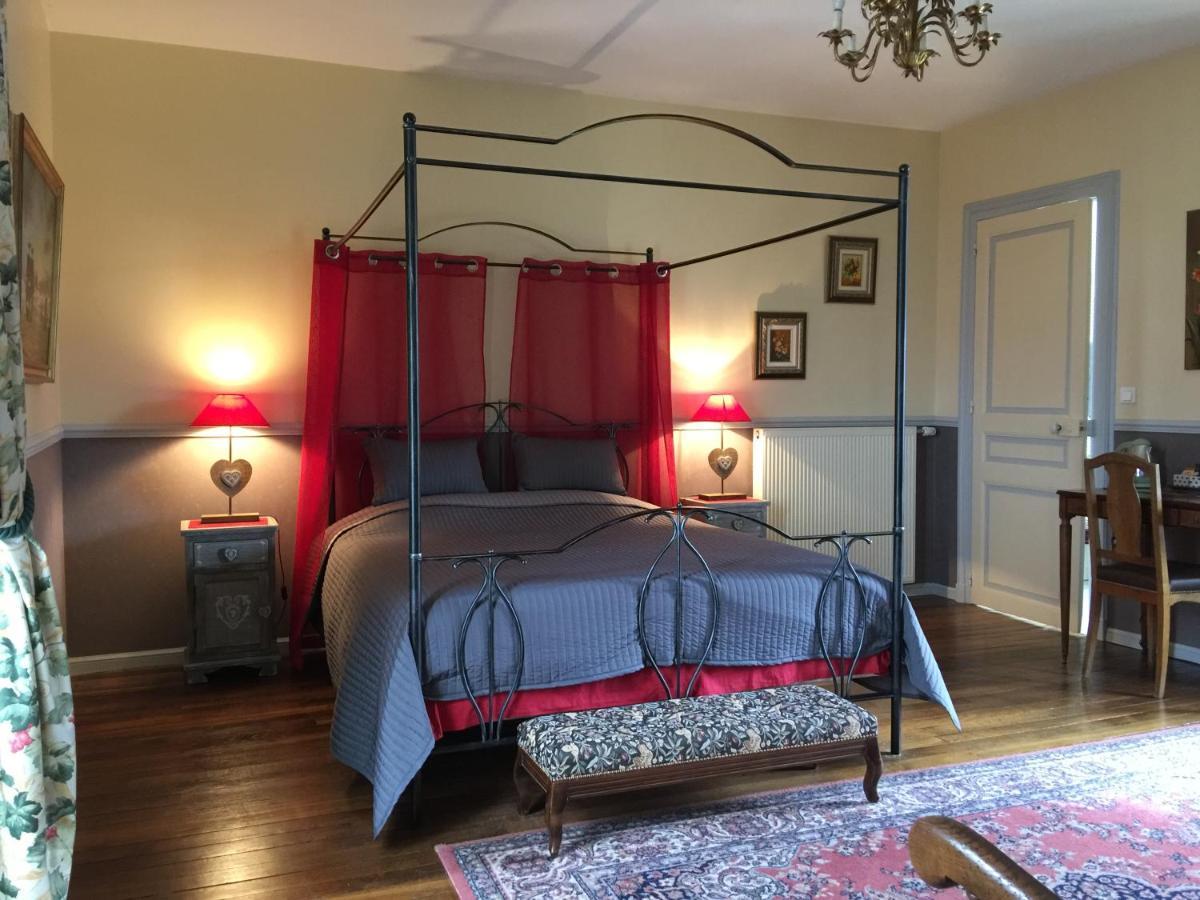 Chateau Le Barreau - Chambres D'Hotes Chemilly-sur-Yonne Phòng bức ảnh