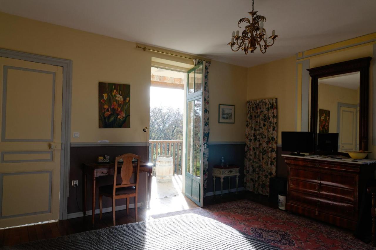 Chateau Le Barreau - Chambres D'Hotes Chemilly-sur-Yonne Phòng bức ảnh