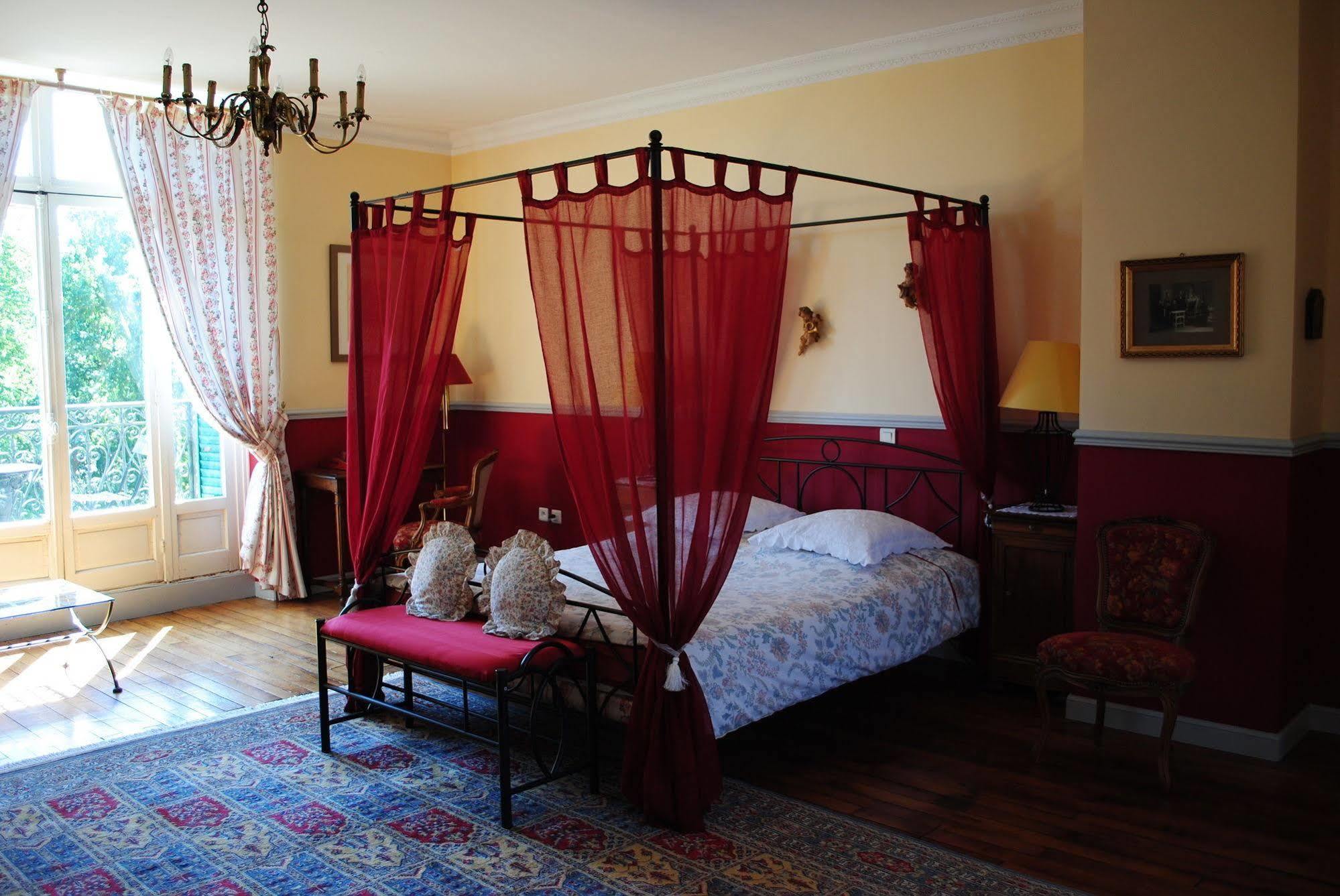 Chateau Le Barreau - Chambres D'Hotes Chemilly-sur-Yonne Ngoại thất bức ảnh